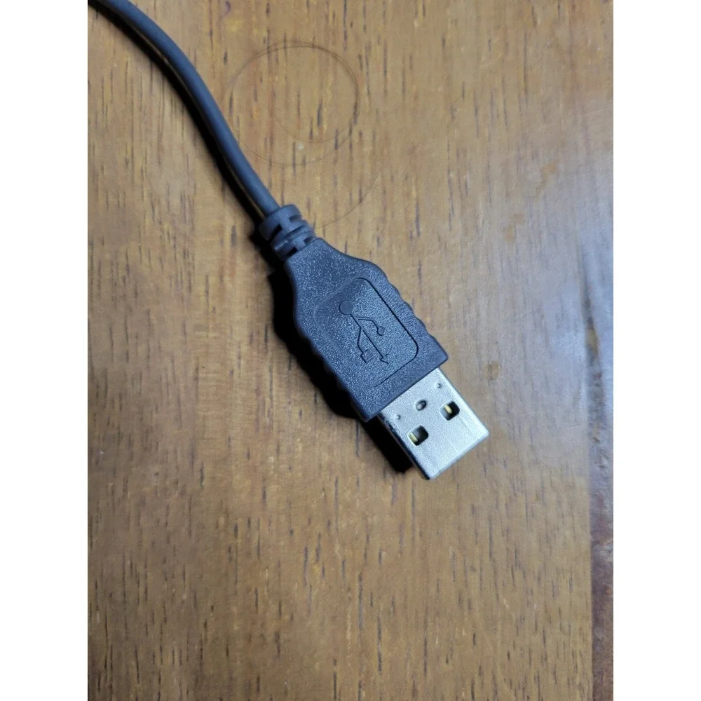 Logitech M100 Mouse - Corded USB Mouse